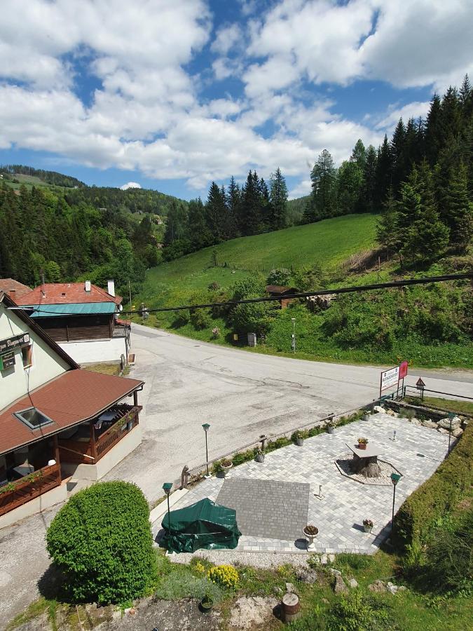 Gasthaus Blunzenwirt Apartamento Breitenstein Exterior foto