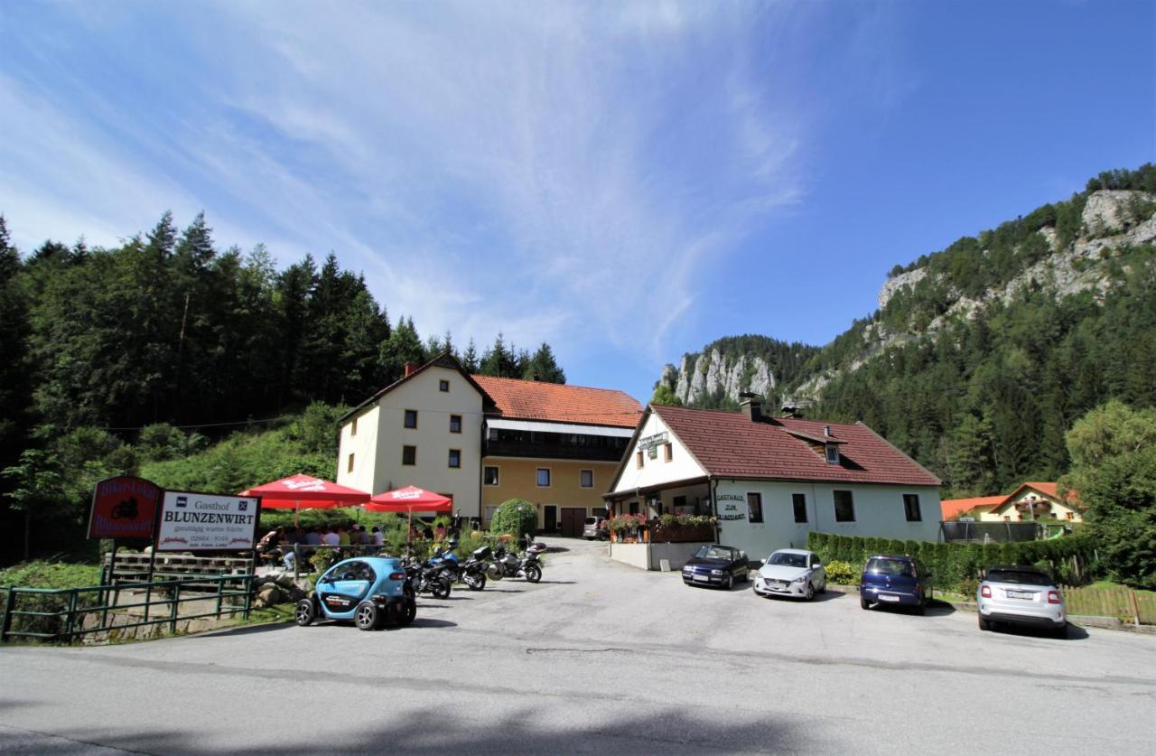 Gasthaus Blunzenwirt Apartamento Breitenstein Exterior foto